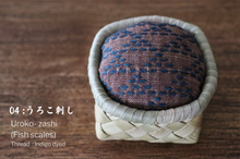 Load image into Gallery viewer, SASHIKO × TAKONOHA PIN CUSHION