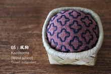 Load image into Gallery viewer, SASHIKO × TAKONOHA PIN CUSHION