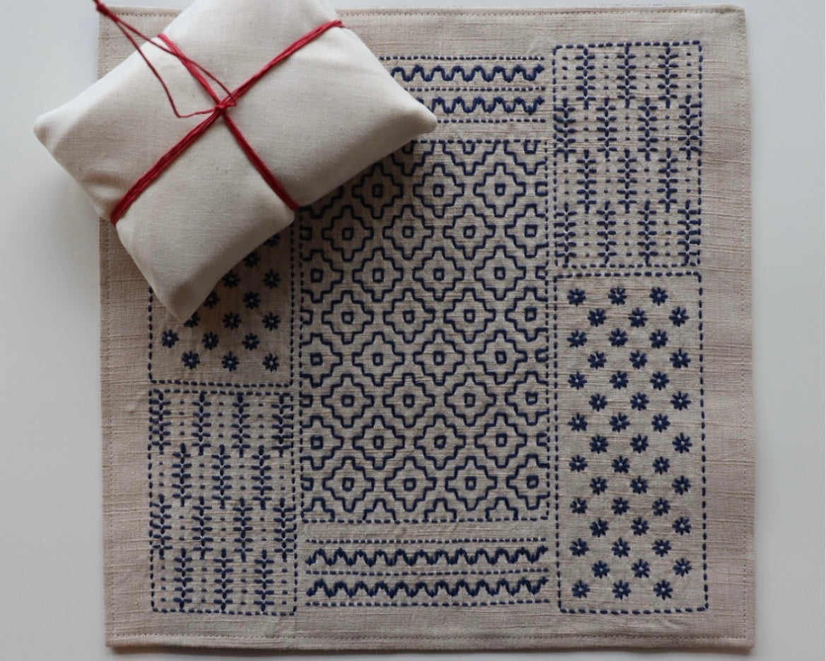 Nagai Sashiko Oshiki (tray mat) kit
