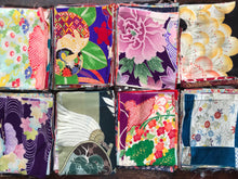 Load image into Gallery viewer, Japanese Vintage Silk Fabric Assorted Pack