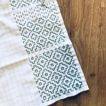 Load image into Gallery viewer, Bolt of plain sarashi fabric in 3 colors - SASHIKO.LAB