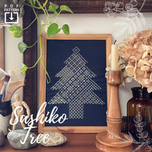 Load image into Gallery viewer, SASHIKO TREE / Hitomezashsi Sashiko Christmas tree with 14 patterns! - SASHIKO.LAB